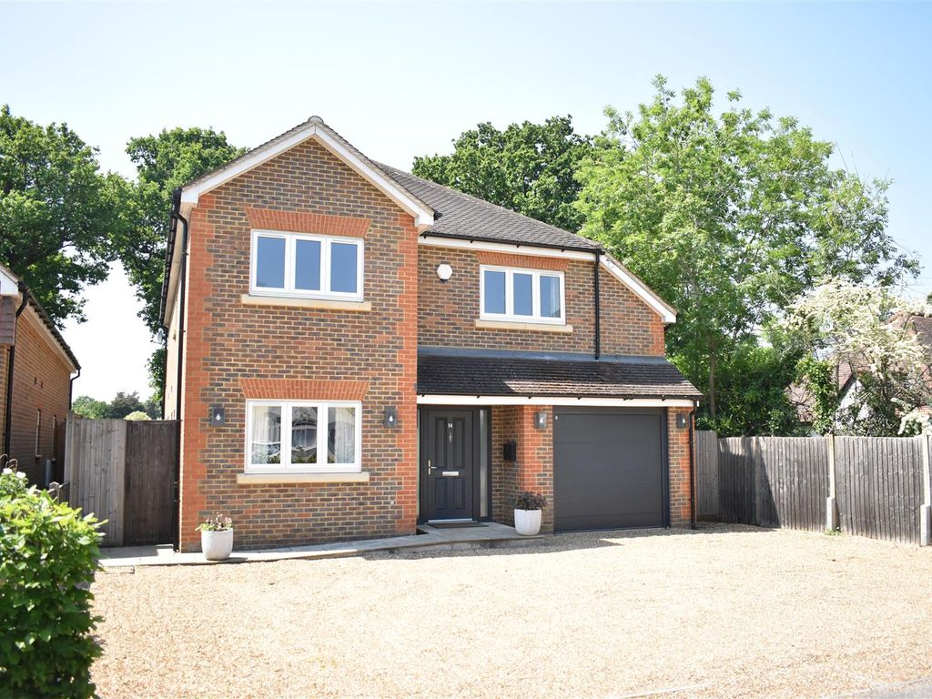 4 bed detached house for sale in Harriotts Lane, Ashtead KT21 Zoopla