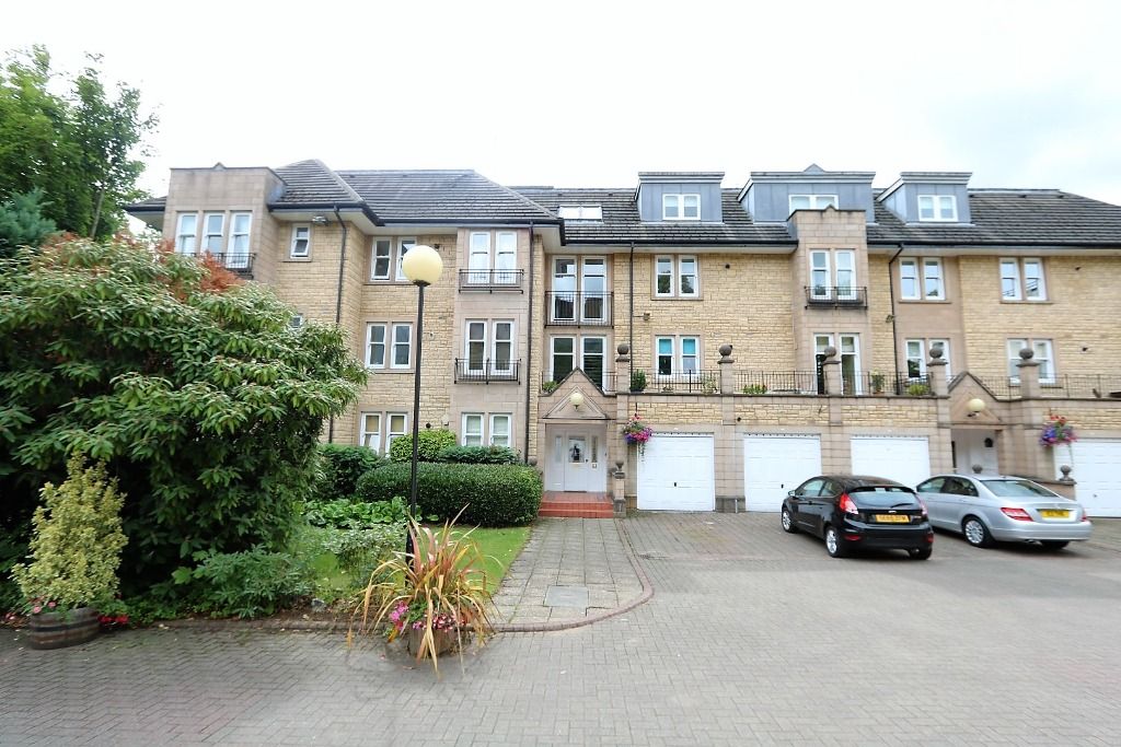 2 bed flat to rent in Victoria Circus, Glasgow G12, £1,395 pcm Zoopla