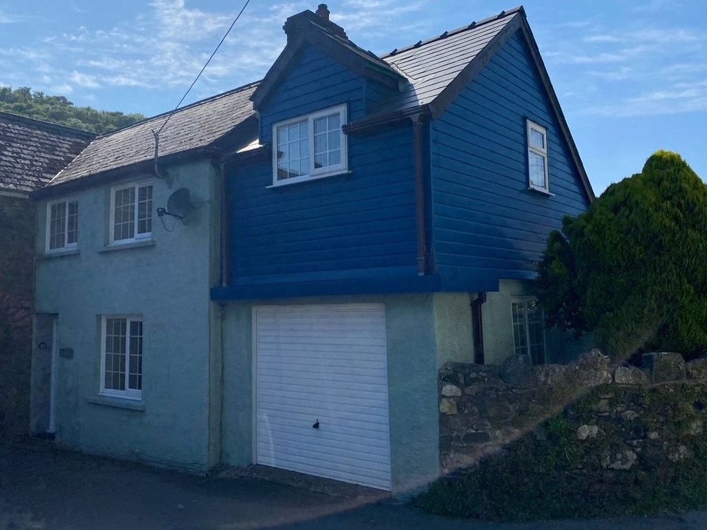 3 bed semidetached house for sale in Glyn Y Mel Road, Lower Town