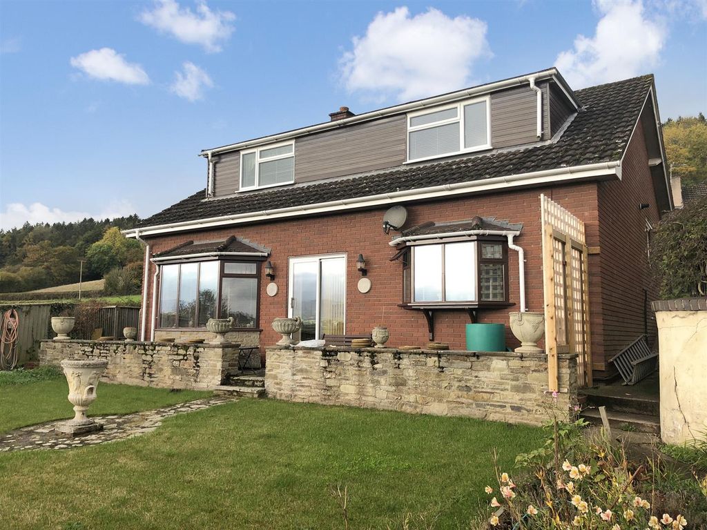 3 bed detached house for sale in Clyro, Hereford HR3 Zoopla