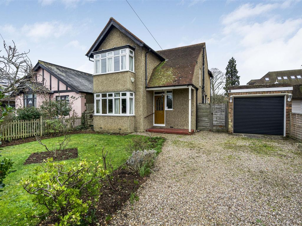 3 bed detached house for sale in Clewer Hill Road, Windsor SL4, £