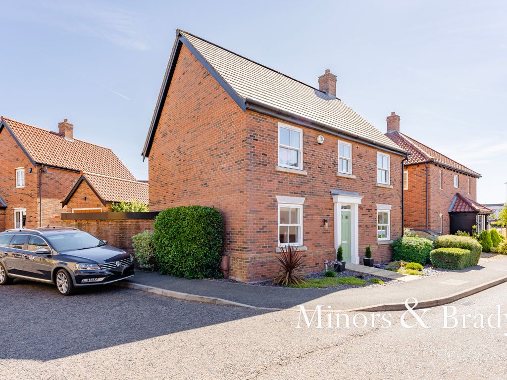 4 bed detached house for sale in Cranes Croft Road, Sprowston, Norwich