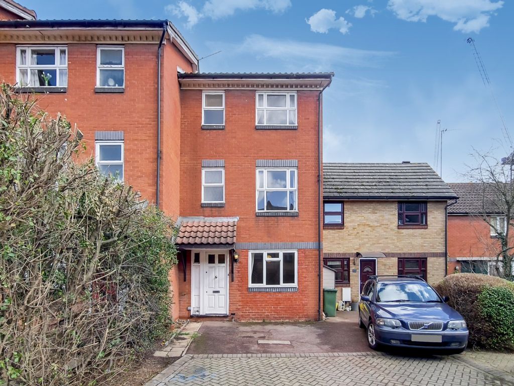 4 bed terraced house for sale in Greenland Mews, London SE8 Zoopla