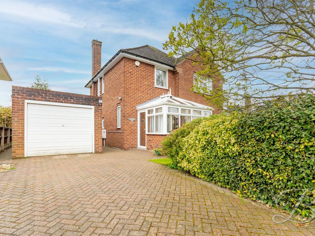 3 bed detached house for sale in Manor Road, Church Warsop, Mansfield NG20 Zoopla