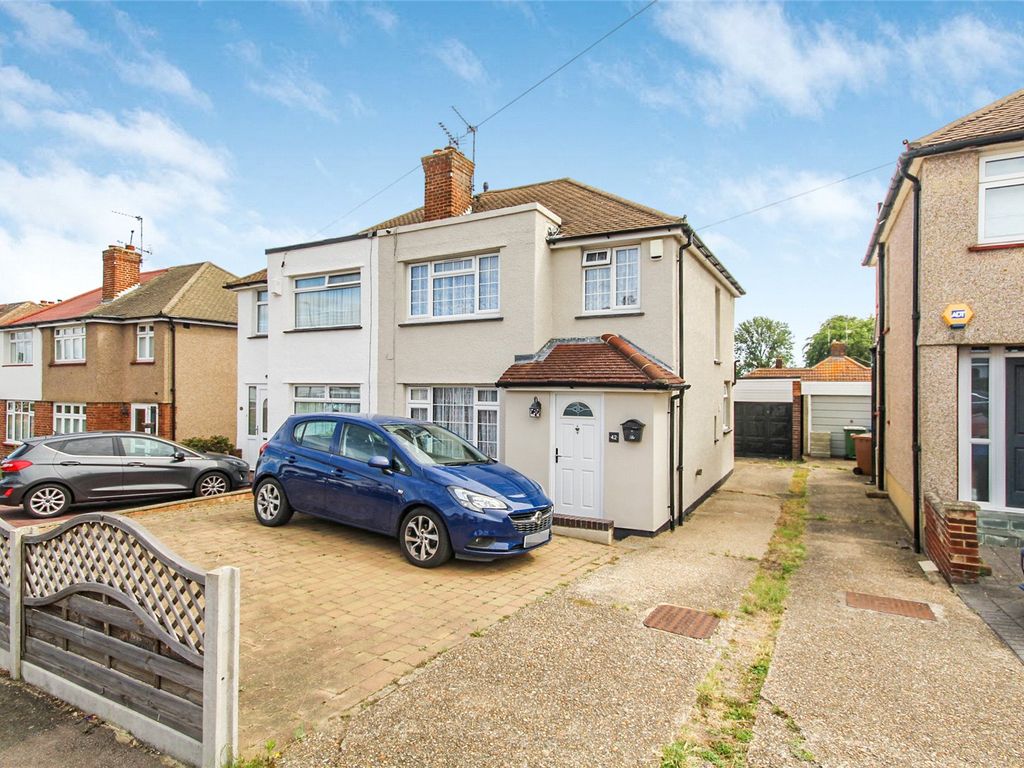 3 bed semidetached house for sale in Edison Road, Welling, Kent DA16