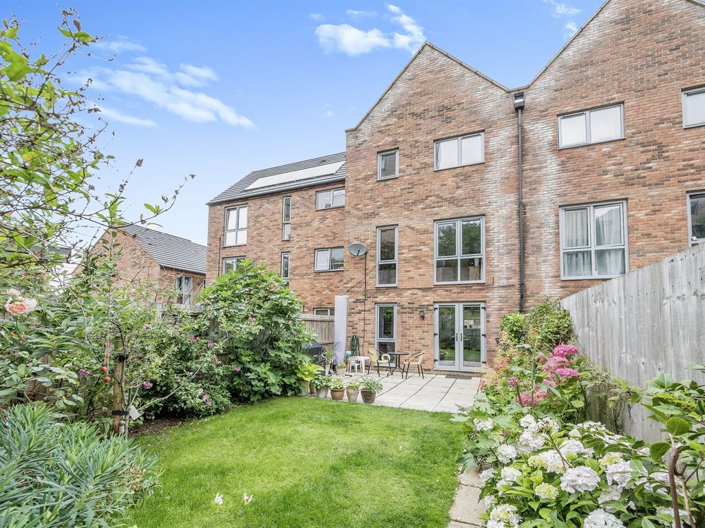5 bed town house for sale in The Nest, Norwich NR1 Zoopla