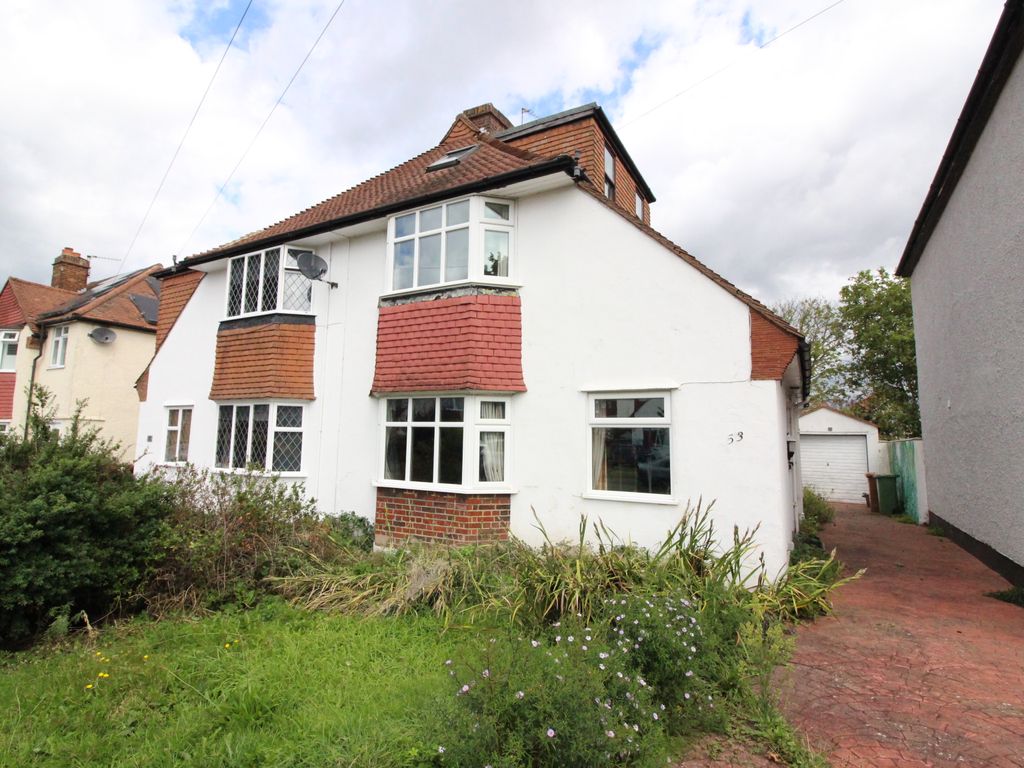 4 bed semidetached house for sale in Burnham Drive, Worcester Park KT4, £630,000 Zoopla