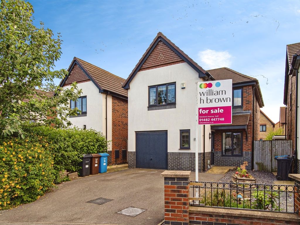 4 bed detached house for sale in Riley Way, Hull HU3, £200,000 Zoopla