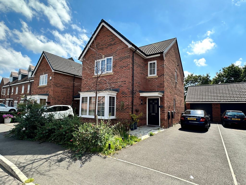 4 bed detached house for sale in Lakenheath Crescent, Great Sankey