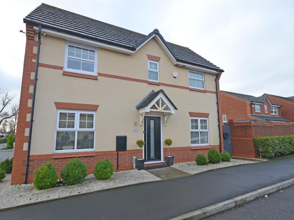 3 bed semidetached house for sale in Eason Way, AshtonUnderLyne OL6
