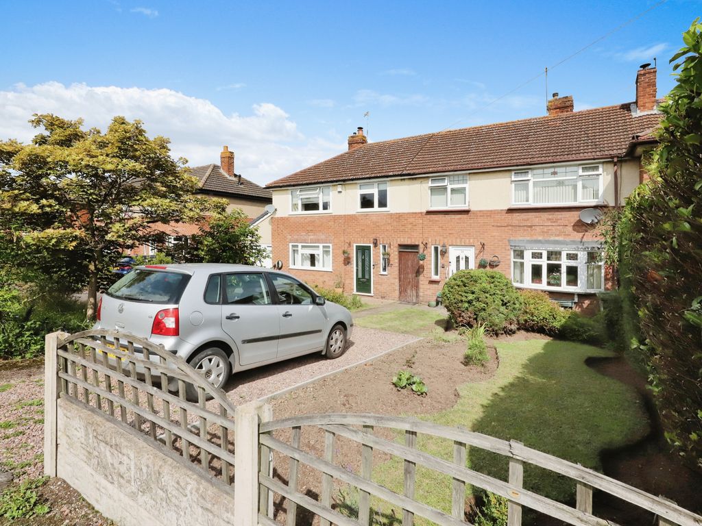 3 bed terraced house for sale in Bowling Green Lane, Albrighton WV7, £