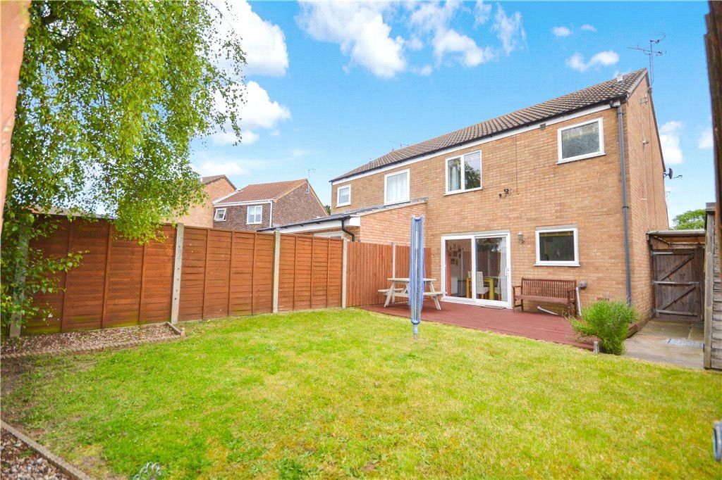 3 bed semidetached house for sale in Langstons, Trimley St. Mary