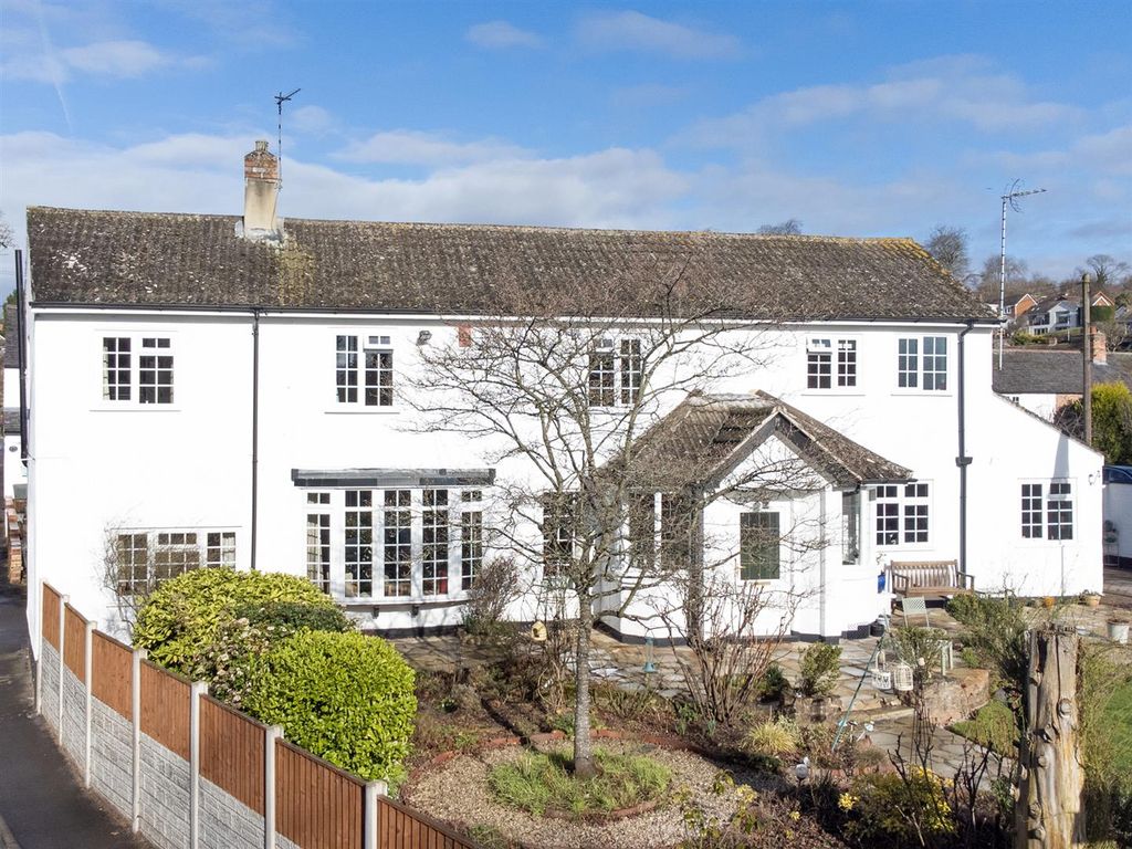 4 bed detached house for sale in Brooklyn House, Lambley Lane, Burton