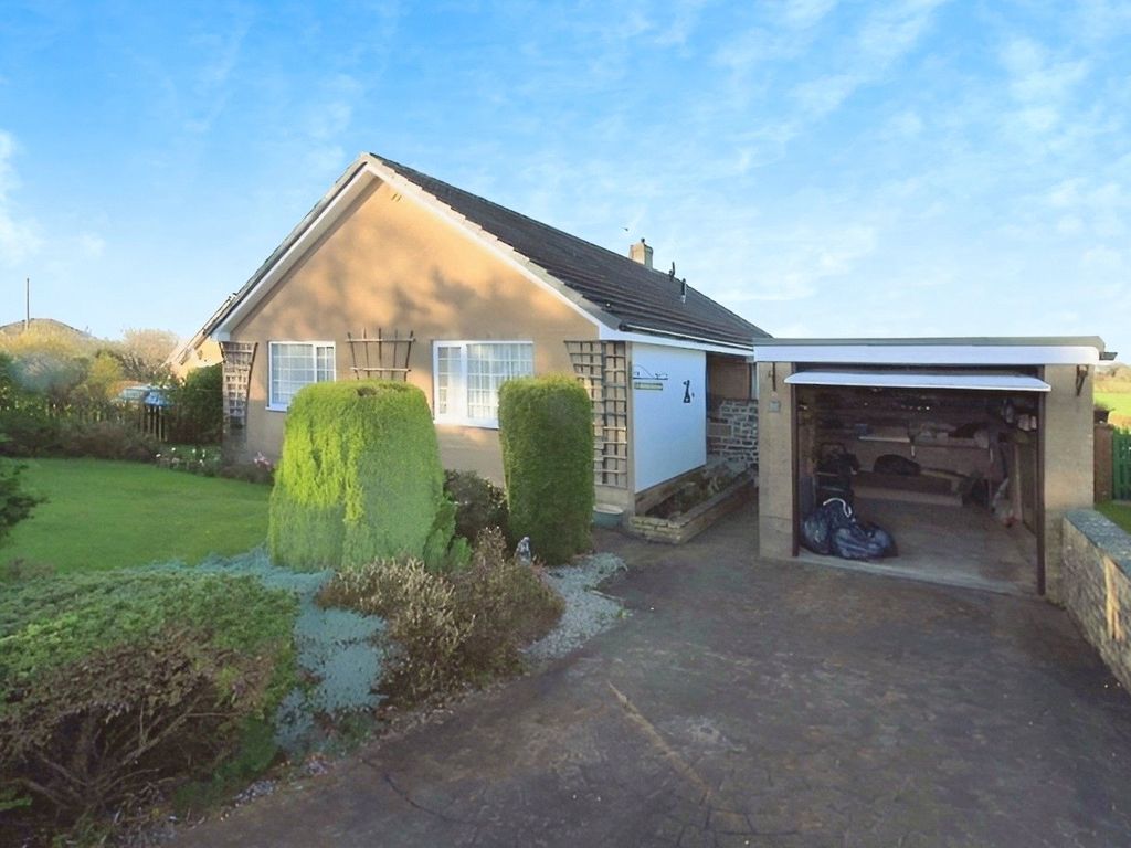 3 bed bungalow for sale in Solway View, Kirkbampton, Carlisle CA5, £