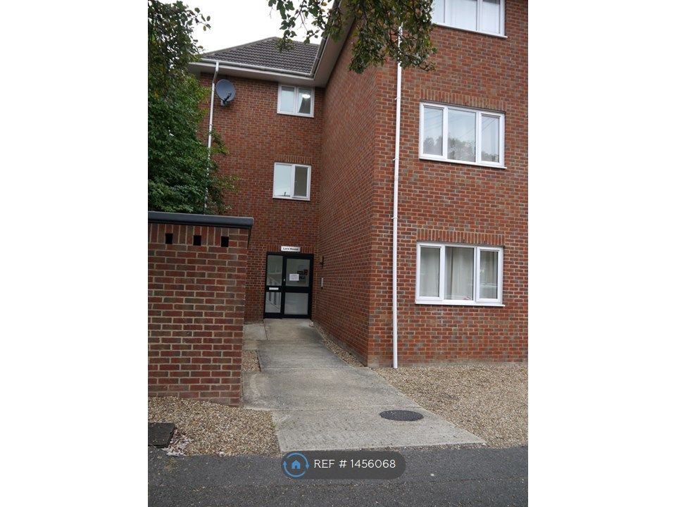 1 bed flat to rent in Larn House, Maidenhead SL6 Zoopla