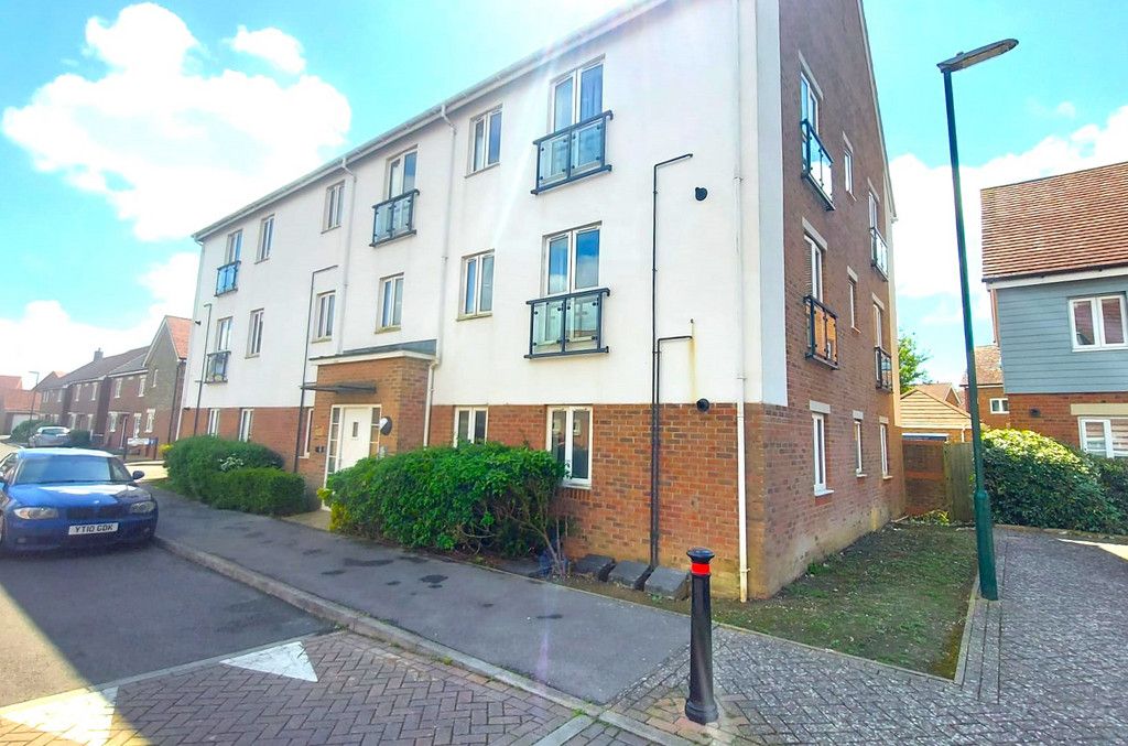 1 bed flat to rent in Broom Field Way, Bognor Regis PO22, £684 pcm Zoopla