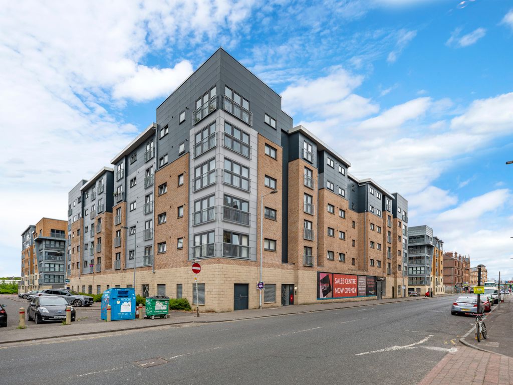 2 bed flat for sale in Pollokshaws Road, Glasgow G41 Zoopla