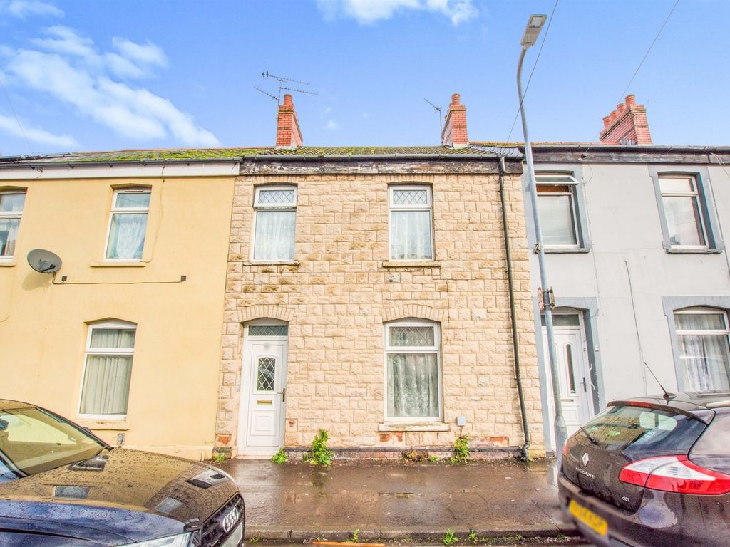 4 bed terraced house for sale in Amherst Street, Cardiff CF11 Zoopla