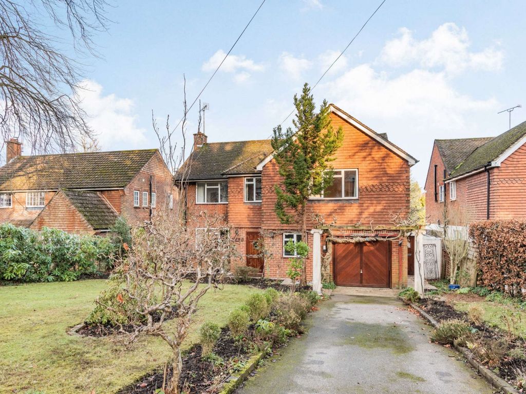 4 bed detached house for sale in Woodside Road, Sevenoaks, Kent TN13