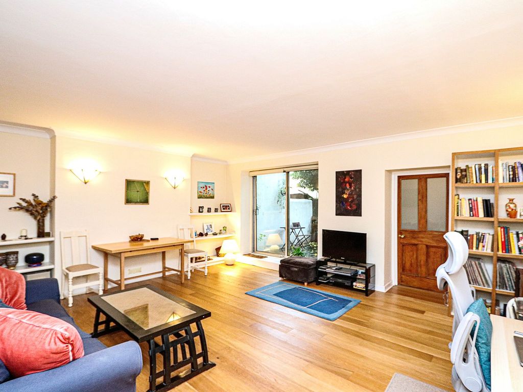 2 bed flat for sale in Vernon Terrace, Brighton BN1, £500,000 Zoopla