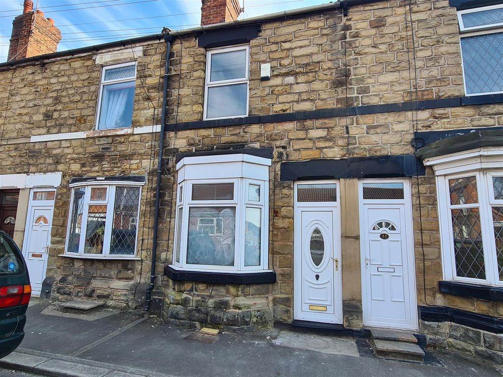 3 bed terraced house to rent in Hall Gate, Mexborough S64, £650 pcm