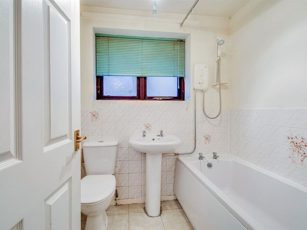 2 bed detached bungalow for sale in Woodmoor Rise, Crigglestone