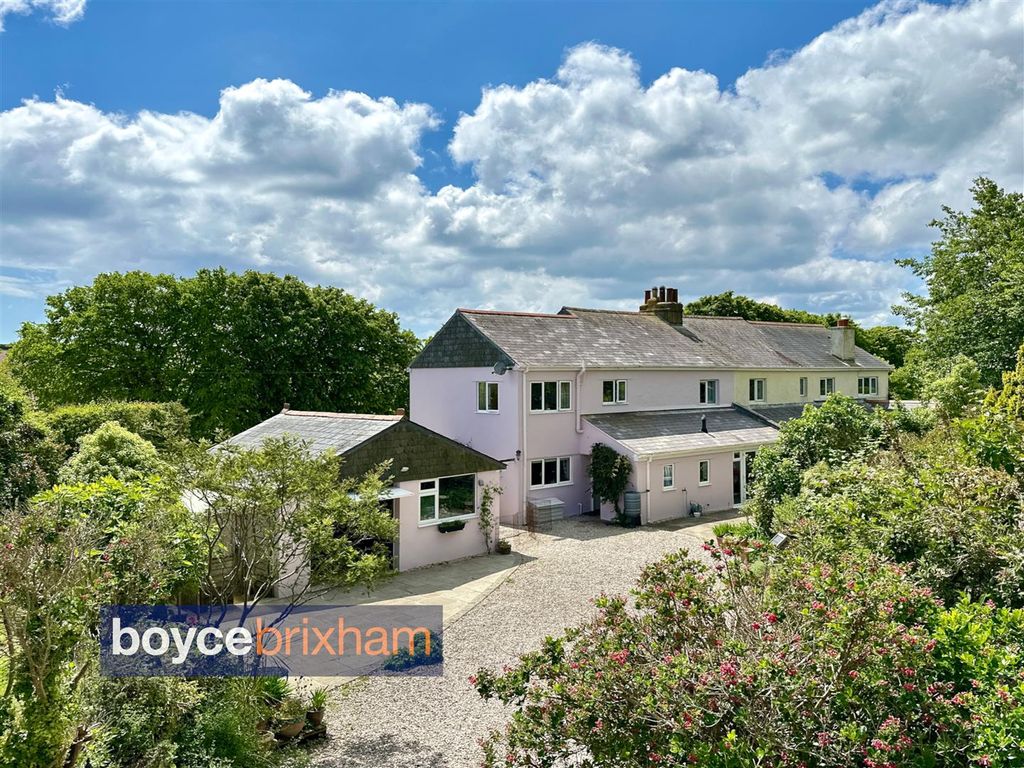 4 bed property for sale in Brownstone Road, Kingswear, Dartmouth TQ6, £