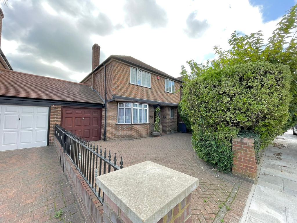 3 bed semidetached house for sale in St. Marys Avenue North, Southall