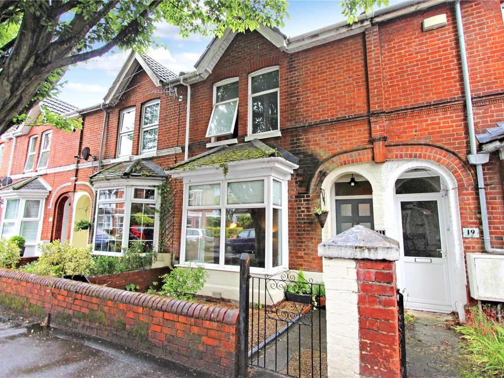 3 bed terraced house for sale in Cranbury Road, Eastleigh, Hampshire