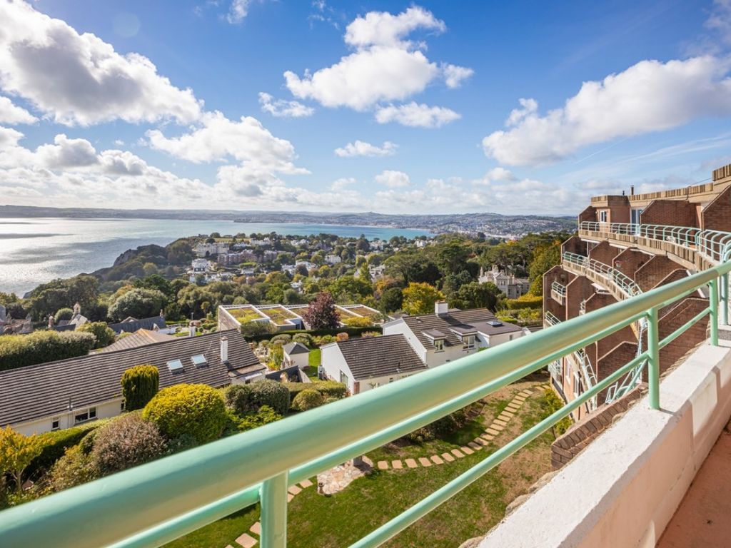 2 bed flat for sale in Crescent Higher Road, Torquay