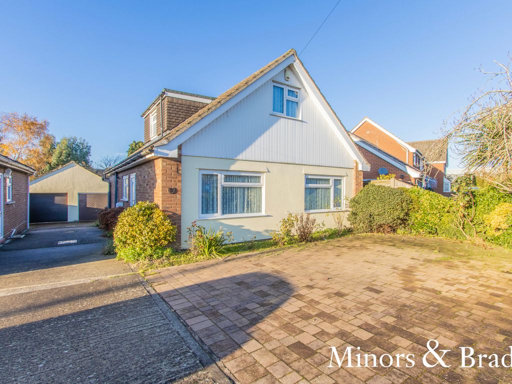 4 bed property for sale in Heath Crescent, Hellesdon, Norwich NR6 Zoopla