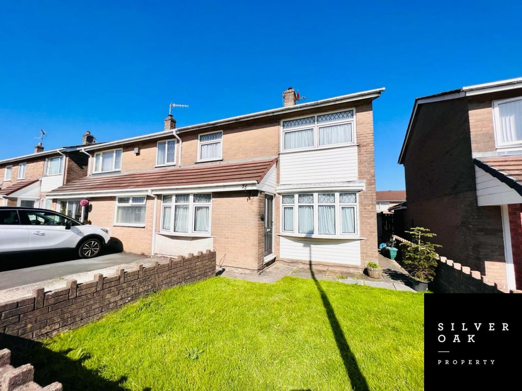 3 bed semidetached house to rent in Brynheulog, Llanelli