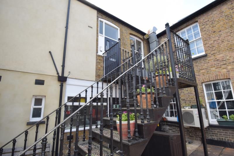 2 bed flat to rent in Rochford, Essex SS4 Zoopla