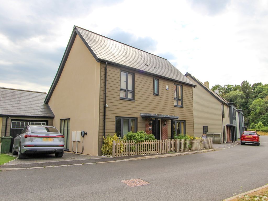 4 bed detached house for sale in Quarry Bank, Chipping Sodbury BS37 Zoopla