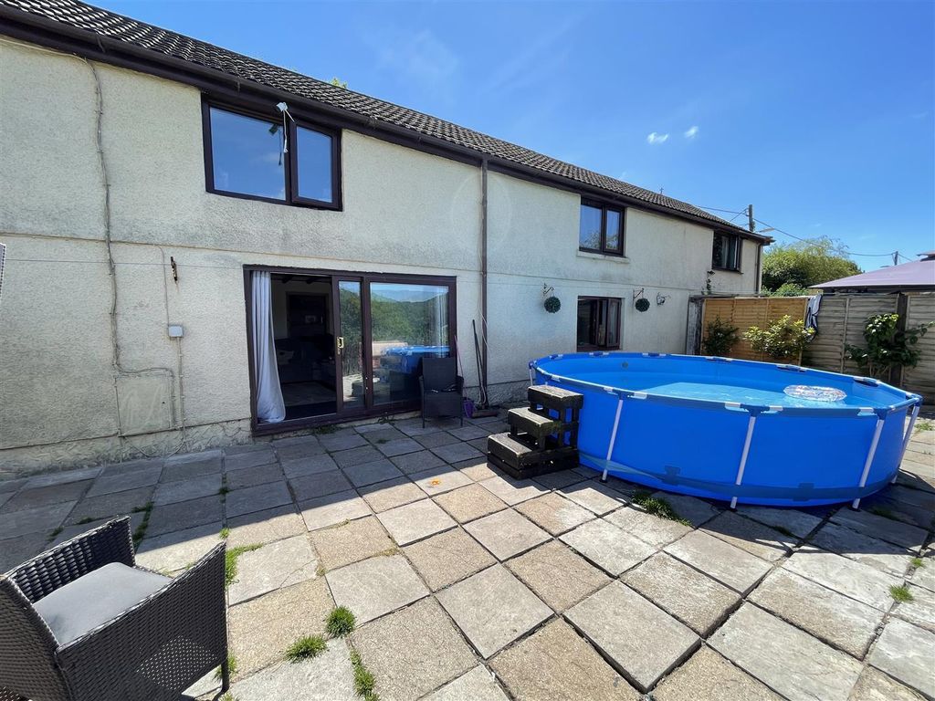 3 bed detached house for sale in Dyffryn Road, Pontardawe, Swansea SA8