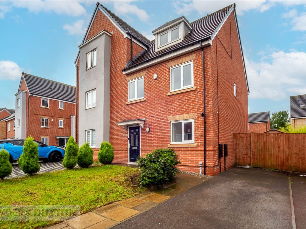 3 bed semidetached house for sale in Martindale Crescent, Middleton