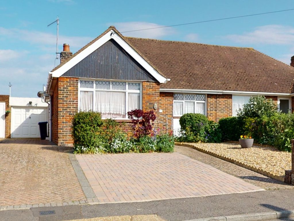 2 bed bungalow for sale in Osborne Close, Sompting, West Sussex BN15