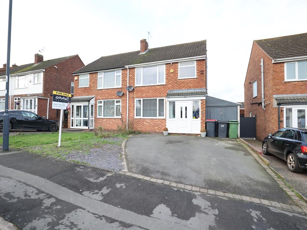 3 bed semidetached house for sale in Norton Road, Coleshill