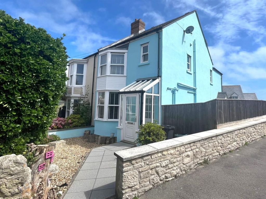 3 bed semidetached house for sale in Sweet Hill Road, Southwell