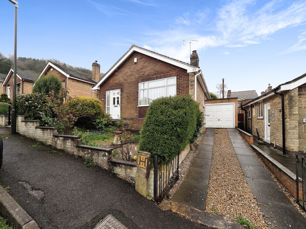 2 bed detached bungalow for sale in Dean Road, Ambergate, Belper DE56