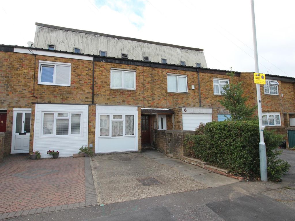 4 bed town house to rent in Hilliards Road, Cowley, Uxbridge UB8 Zoopla