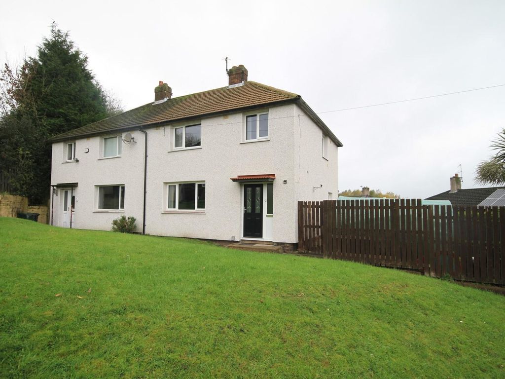 3 bed semidetached house for sale in Farm Hill Road, Thorpe Edge