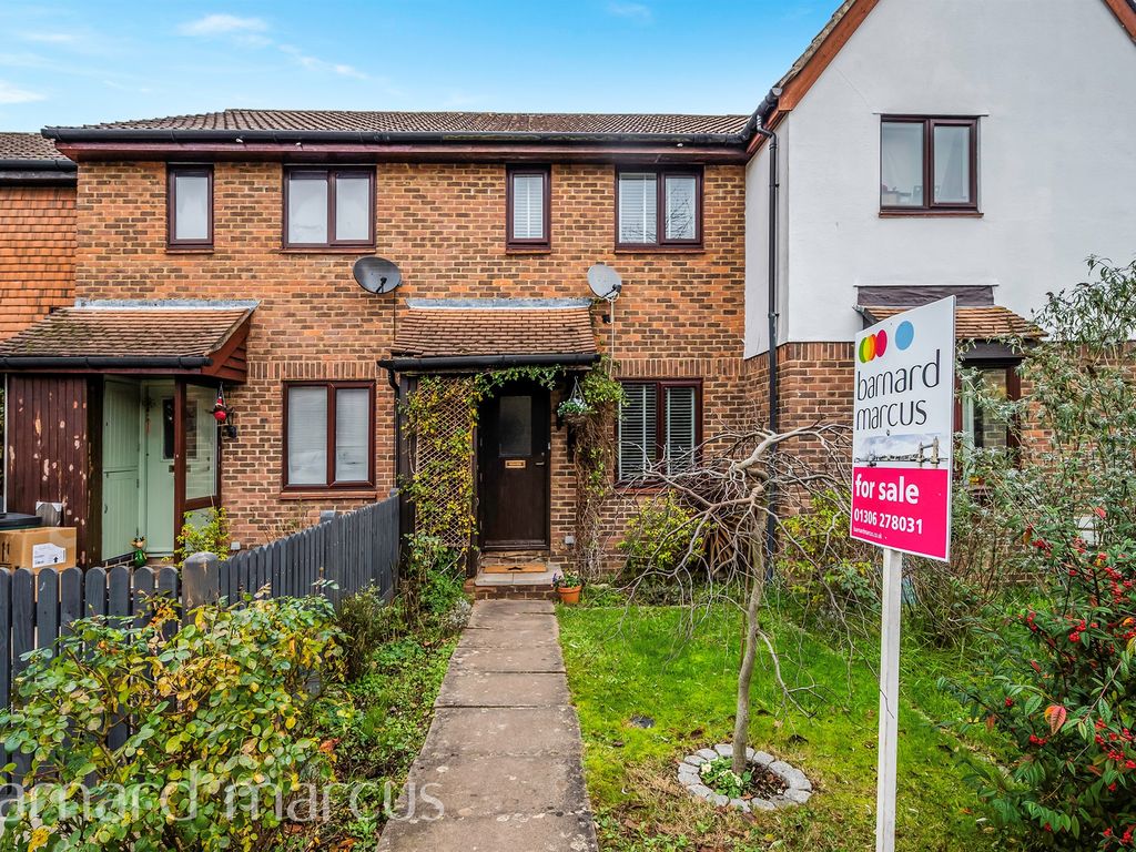 2 bed end terrace house for sale in Treelands, North Holmwood, Dorking