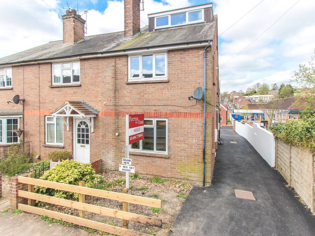 1 bed flat to rent in Brockhurst Road, Chesham, Buckinghamshire HP5, £