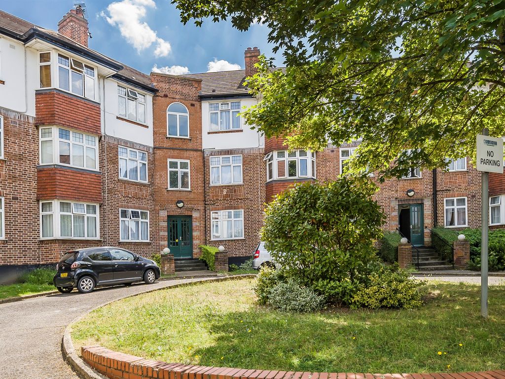 3 bed flat for sale in Colney Hatch Lane, London N10 Zoopla