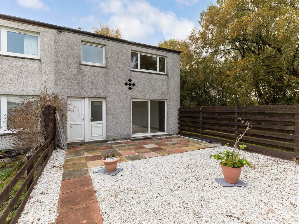 Larch Court, Cumbernauld, Glasgow G67  