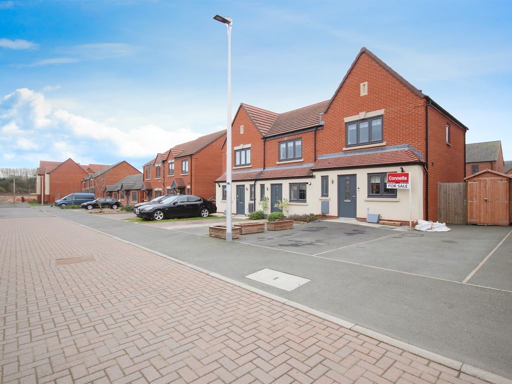2 bed semidetached house for sale in Jubilee Way, Tachbrook