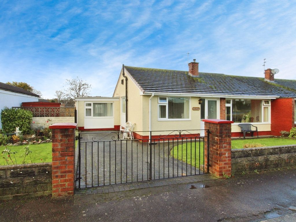2 bed semidetached bungalow for sale in Raglan Close, Dinas Powys CF64