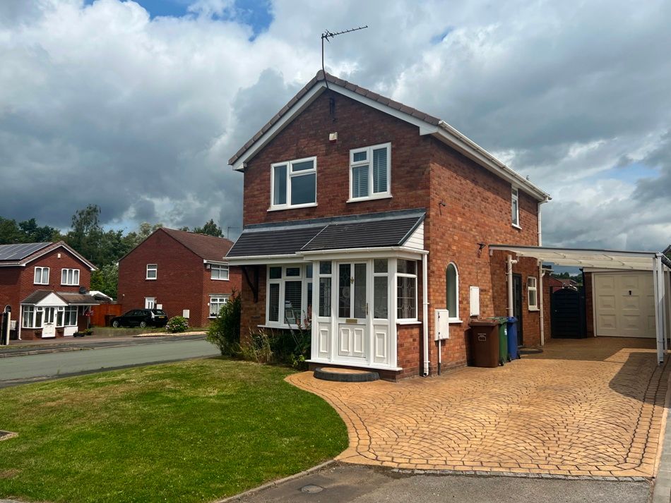 3 bed detached house to rent in Stagborough Way, Hednesford, Cannock