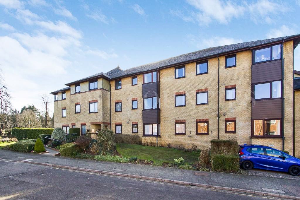 1 bed property for sale in Billy Lows Lane, Potters Bar EN6, £164,995